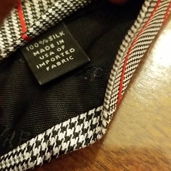 3 Express Design Studio Ties - Picture 3 of 3